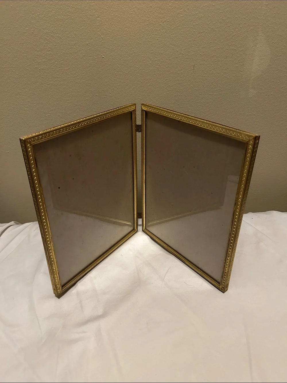 Vintage Gold Picture Frame Pair
